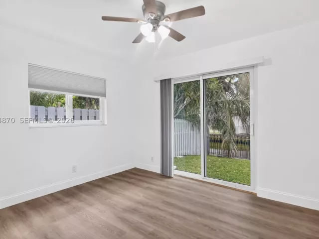 Продажа дома по адресу 3042 Hayes St - фото 9094410