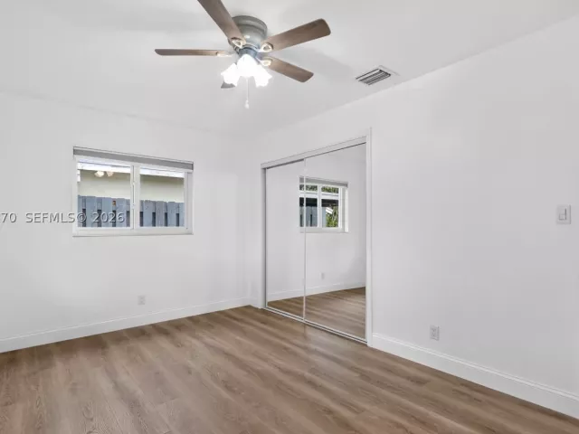 Продажа дома по адресу 3042 Hayes St - фото 9094415