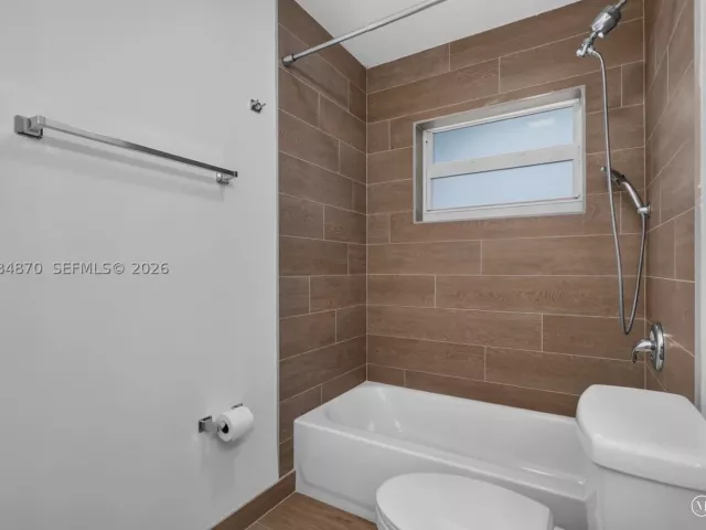 Продажа дома по адресу 3042 Hayes St - фото 9094423