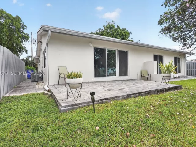 Продажа дома по адресу 3042 Hayes St - фото 9094434
