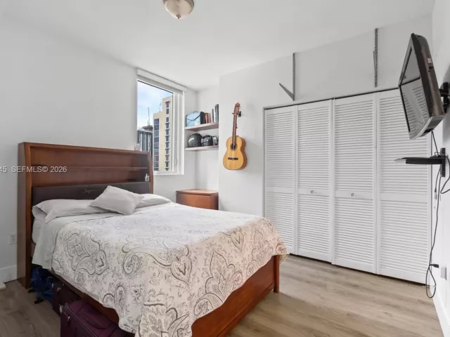 Продажа квартиры #2410 - фото 7488778