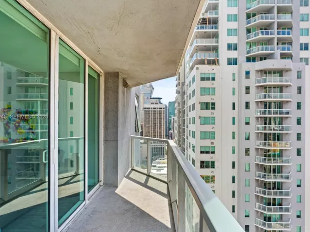 Продажа квартиры #2410 - фото 7488782