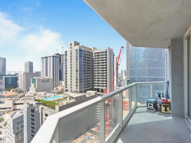 Продажа квартиры #2410 - фото 7488783