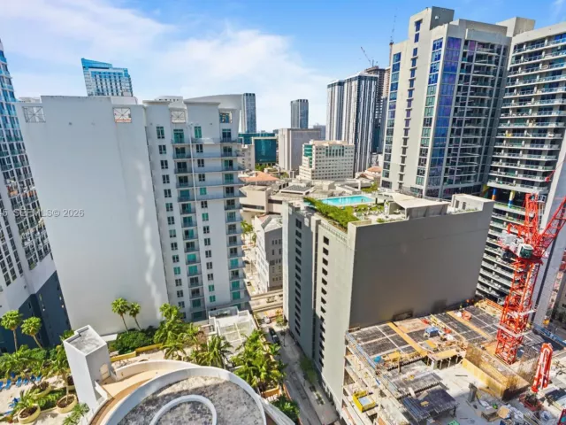 Продажа квартиры #2410 - фото 7488767