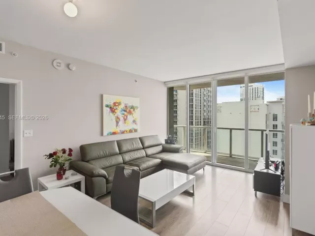 Продажа квартиры #2410 - фото 7488768