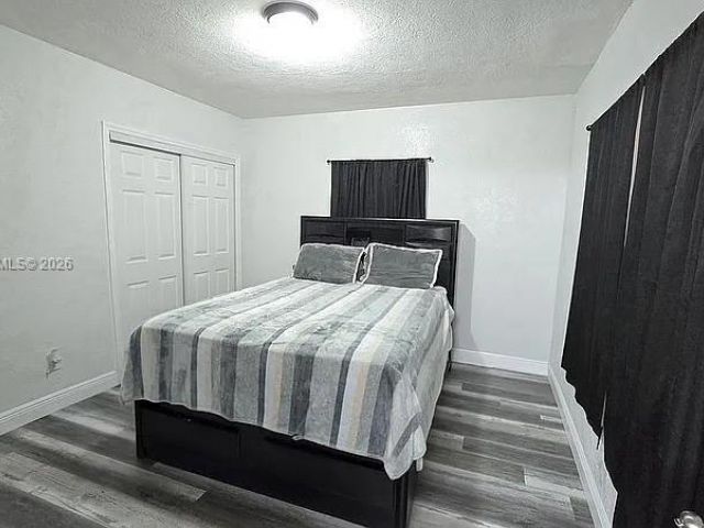 Продажа дома по адресу 521 E Evanston Cir - фото 7481617