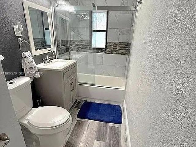 Продажа дома по адресу 521 E Evanston Cir - фото 7481626