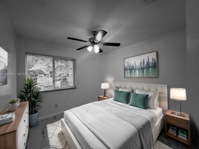 Дом в аренду по адресу 20874 NW 2nd St - фото 7454391