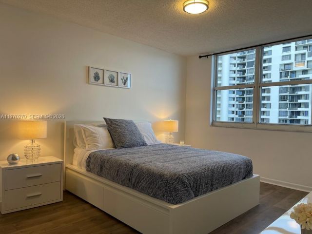 Квартира в аренду номер1013 - фото 7478959