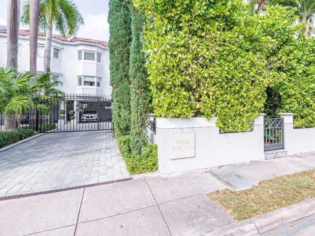 Продажа дома по адресу 261 Navarre Ave B-1 - фото 7470556