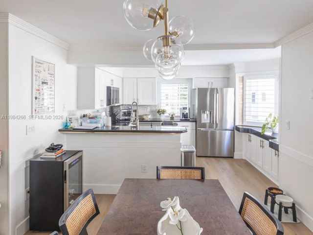 Продажа дома по адресу 261 Navarre Ave B-1 - фото 7470570