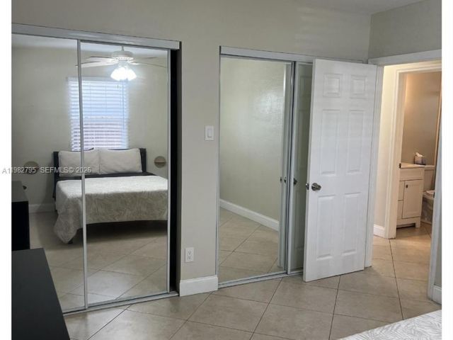 Дом в аренду по адресу 2415 Grant St - фото 7472405