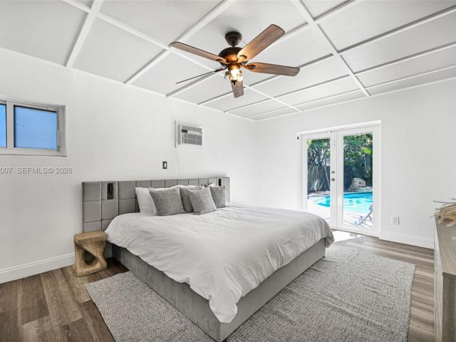 Продажа дома по адресу 1328 N Andrews Ave - фото 7481812