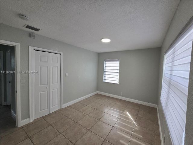 Дом в аренду по адресу 280 NW 31st Ave 0 - фото 7481747