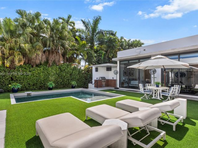 Продажа дома по адресу 1845 NE 124th St - фото 7529138