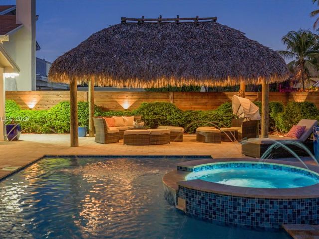 Продажа дома по адресу 5321 SW 153rd Pl S - фото 7465917