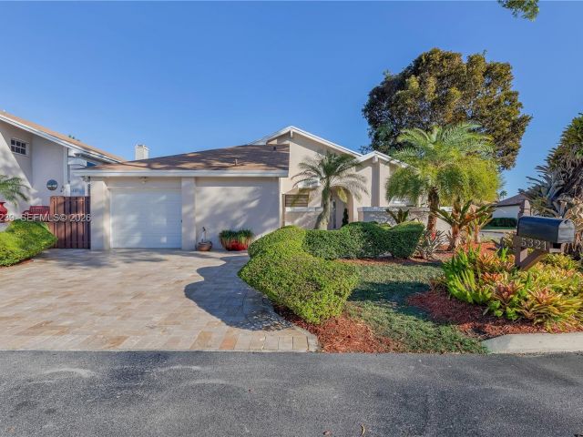 Продажа дома по адресу 5321 SW 153rd Pl S - фото 7465920