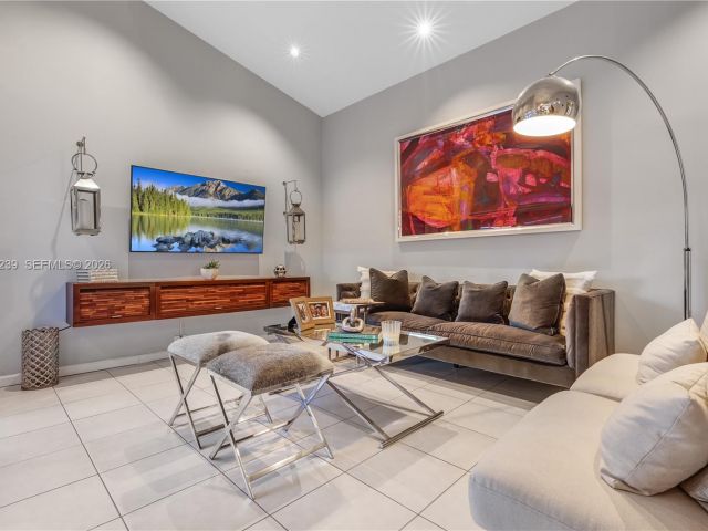 Продажа дома по адресу 5321 SW 153rd Pl S - фото 7465932