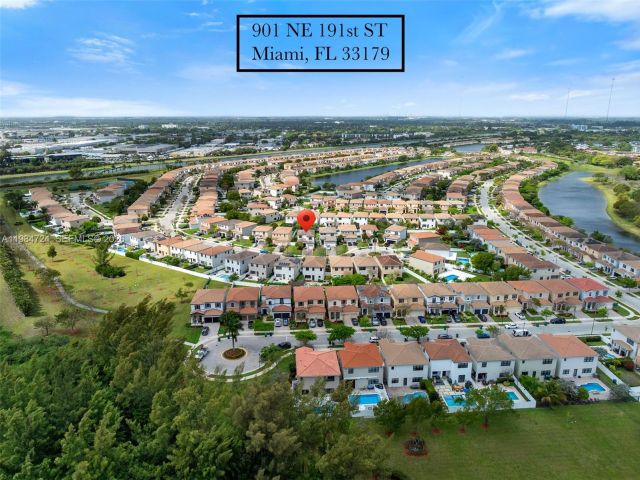 Продажа дома по адресу 901 NE 191st St - фото 7521983