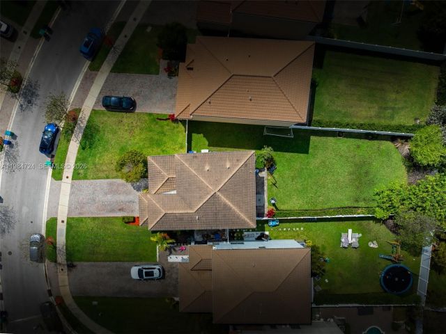 Продажа дома по адресу 901 NE 191st St - фото 7521984