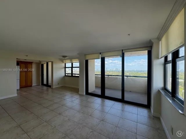 Квартира в аренду номер2002 - фото 7502914