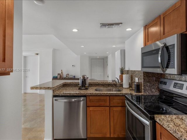 Продажа квартиры #1614 - фото 7478926