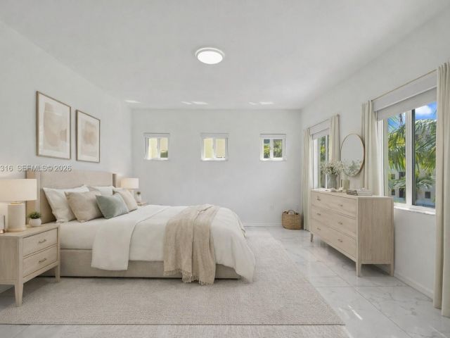 Дом в аренду по адресу 10065 Bay Harbor Ter - фото 7478033