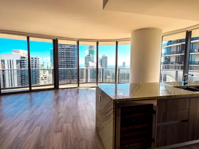 Квартира в аренду номер4501 - фото 7452410