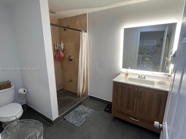 Продажа дома по адресу 9770 SW 13th Ter - фото 7465847