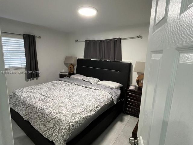 Продажа дома по адресу 9770 SW 13th Ter - фото 7465849