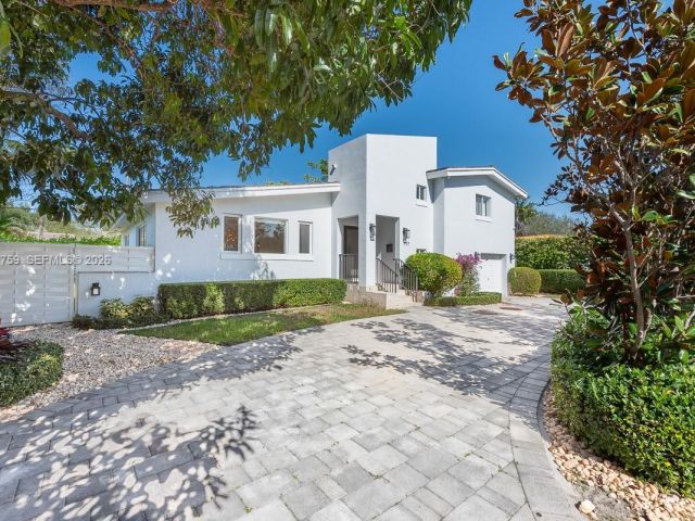 Продажа дома по адресу 717 Benevento Ave - фото 7528207