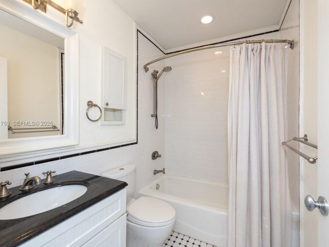 Продажа дома по адресу 717 Benevento Ave - фото 7528222