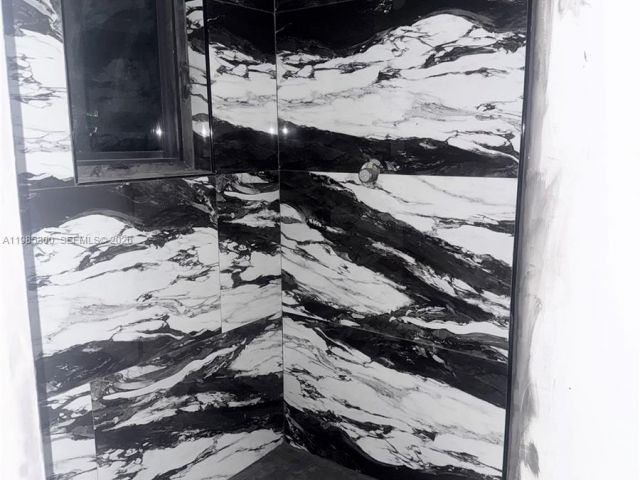 Продажа дома по адресу 666 NE 164th Ter - фото 7465587