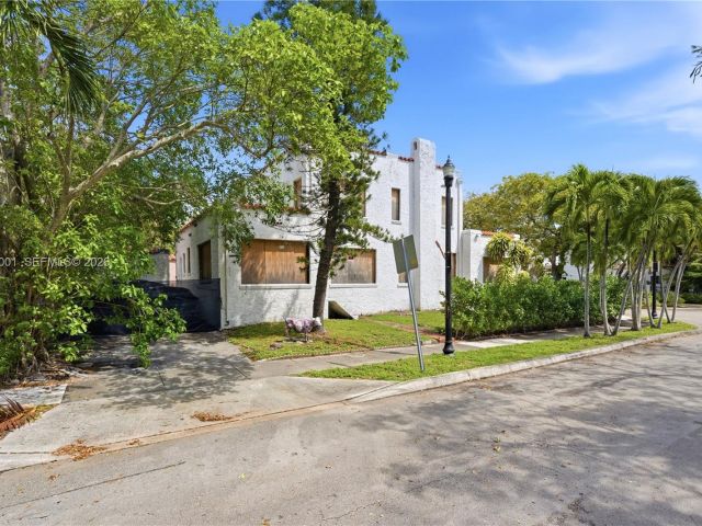 Продажа дома по адресу 4400 NE 1st Ave - фото 7465508