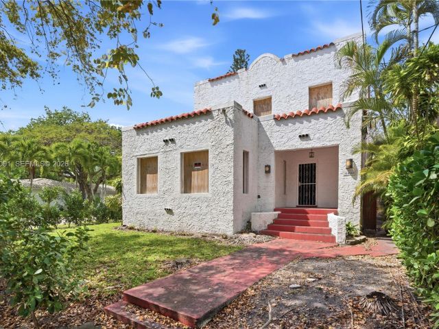 Продажа дома по адресу 4400 NE 1st Ave - фото 7465517