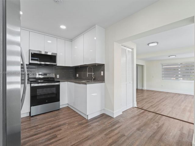 Дом в аренду по адресу  - фото 7517034