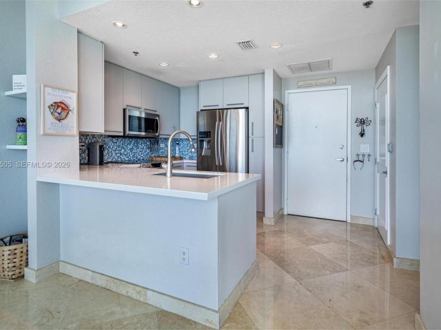 Продажа квартиры #1507 - фото 7530948