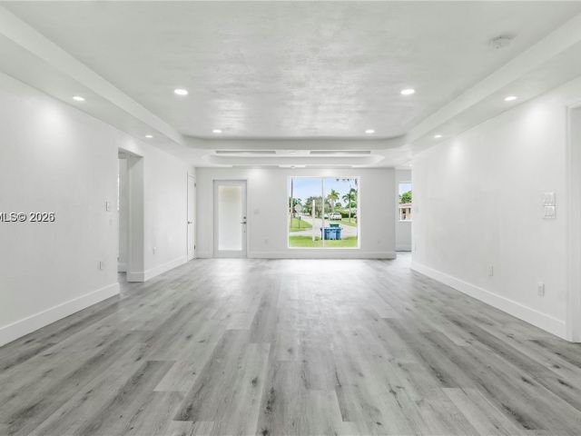 Дом в аренду по адресу 2301 NW 191st St - фото 7479476