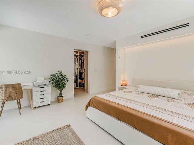 Продажа дома по адресу 905 Fairway Drive - фото 7509471