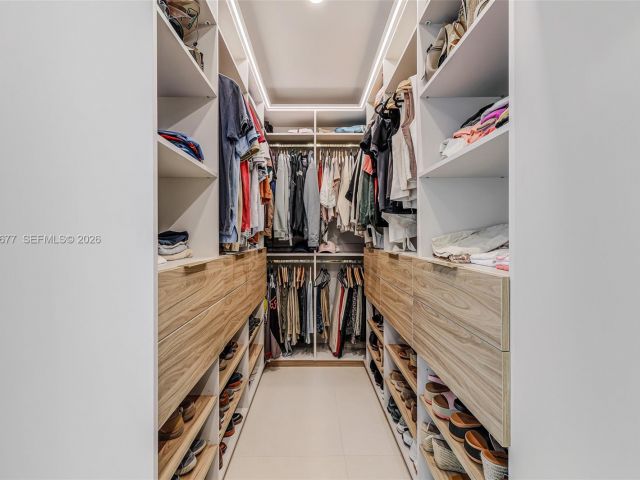 Продажа дома по адресу 905 Fairway Drive - фото 7509473