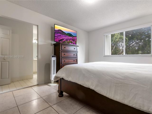 Продажа дома по адресу 16323 SW 97th St - фото 7465452