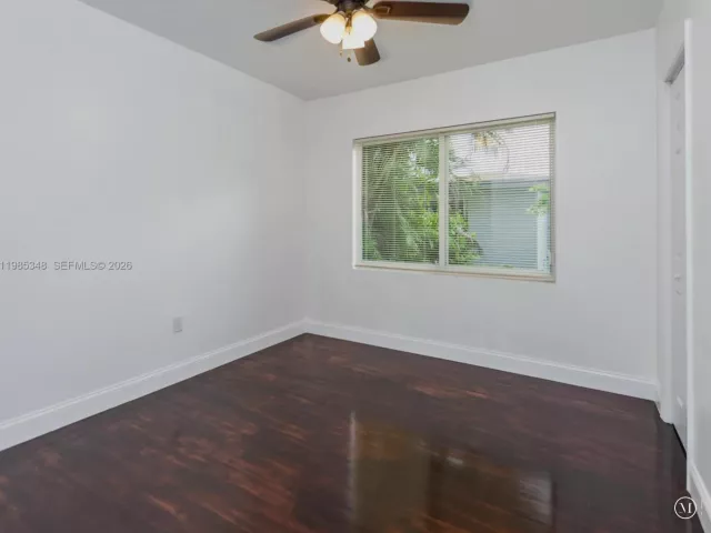 Дом в аренду по адресу 6300 NW 41st St - фото 7487384