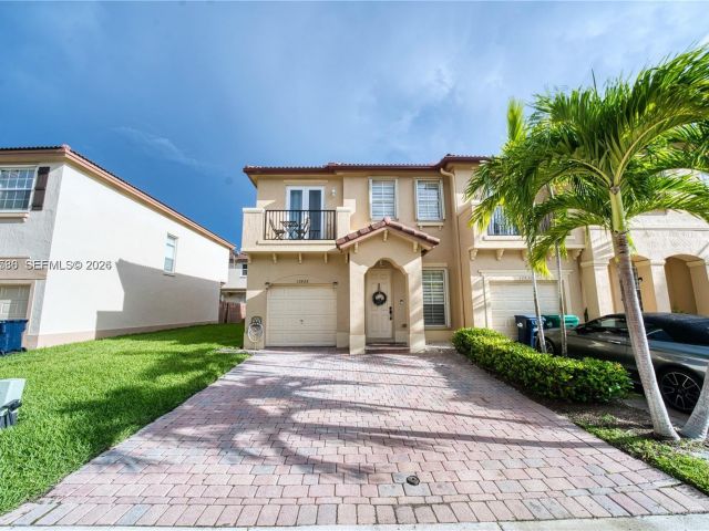 Продажа дома по адресу 12826 SW 134th St - фото 7465380