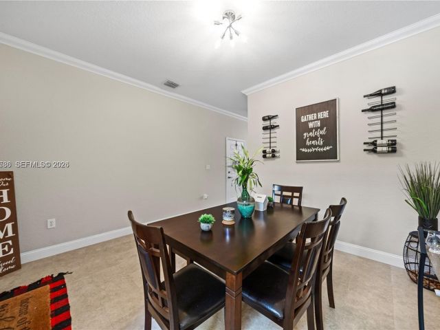 Продажа дома по адресу 12826 SW 134th St - фото 7465383