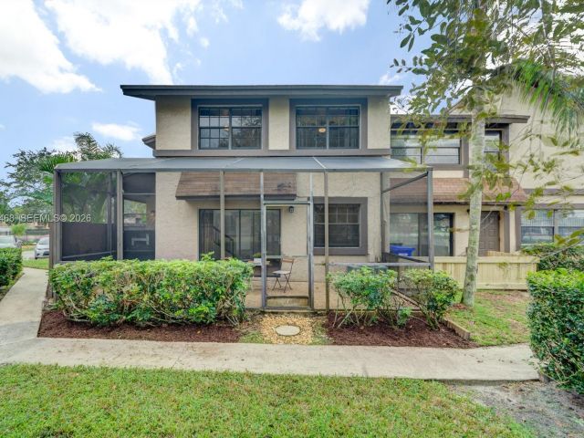 Дом в аренду по адресу 1960 Bayberry Dr 1960 - фото 7454094