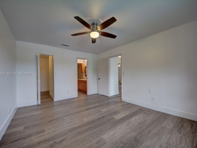 Дом в аренду по адресу 1960 Bayberry Dr 1960 - фото 7454102