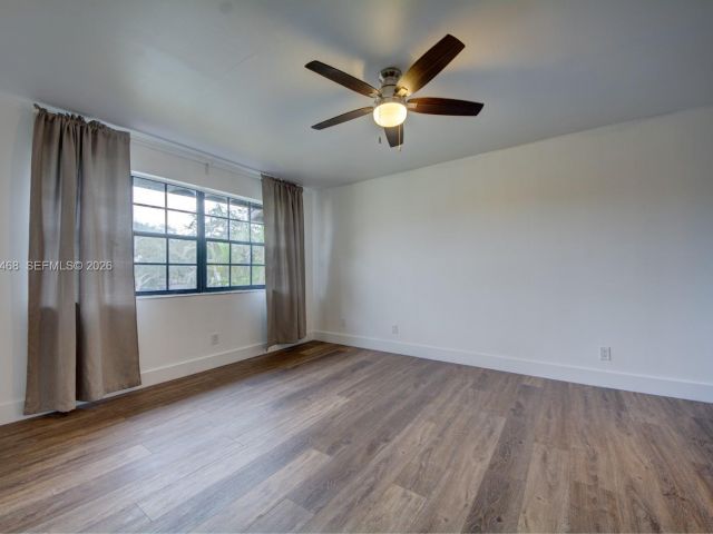 Дом в аренду по адресу 1960 Bayberry Dr 1960 - фото 7454103