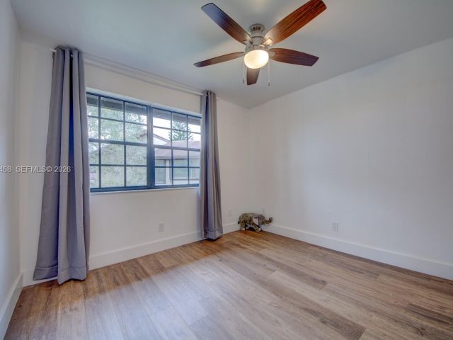 Дом в аренду по адресу 1960 Bayberry Dr 1960 - фото 7454106