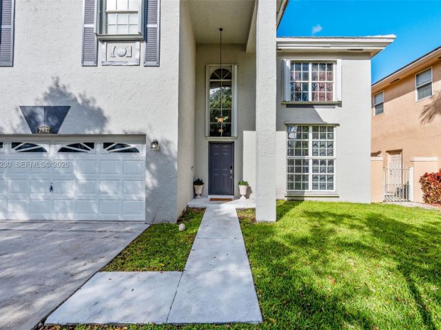 Продажа дома по адресу 2832 Cayenne Ave - фото 7514764