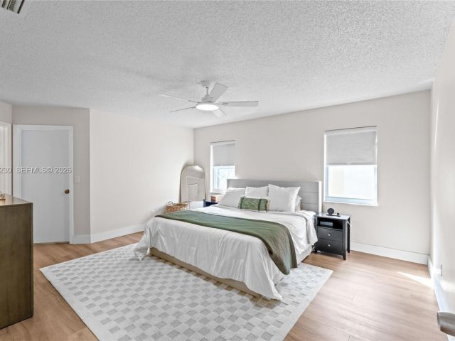 Продажа дома по адресу 2832 Cayenne Ave - фото 7514782